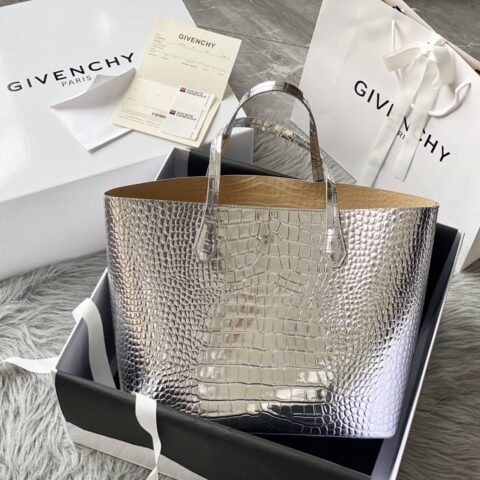 Givenchy纪梵希里外全皮进口小牛皮购物袋0180
